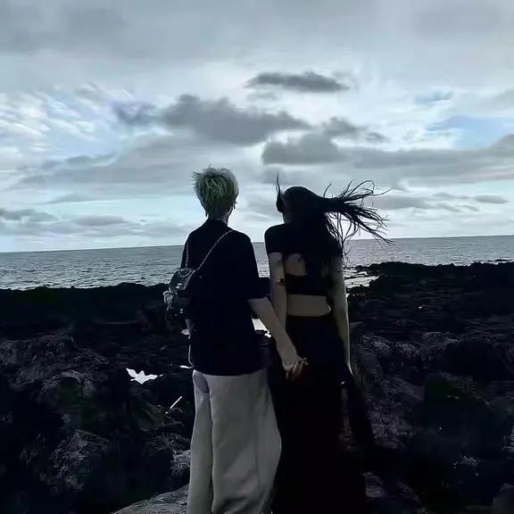 你素颜好美