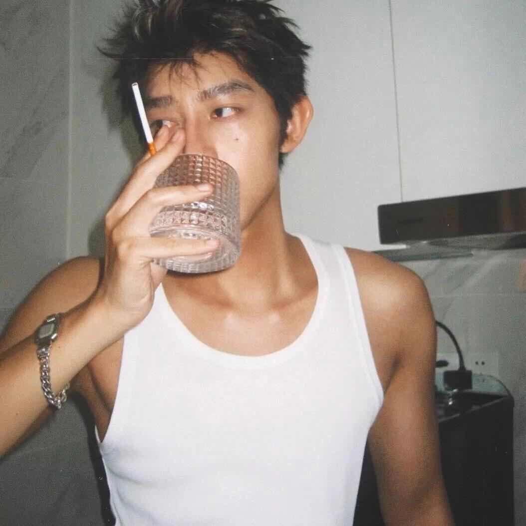 龙少.