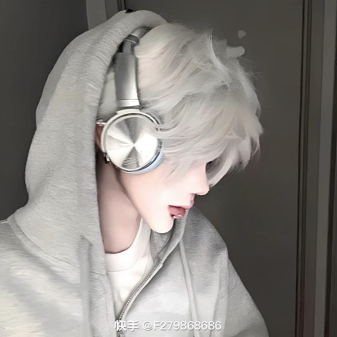 ᝰꫛꫀꪝ 尘外客_