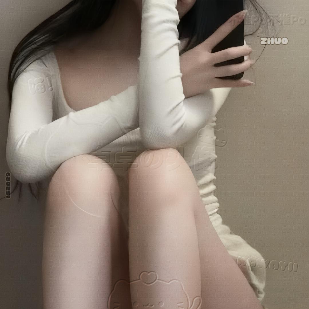 󠀋卖萌