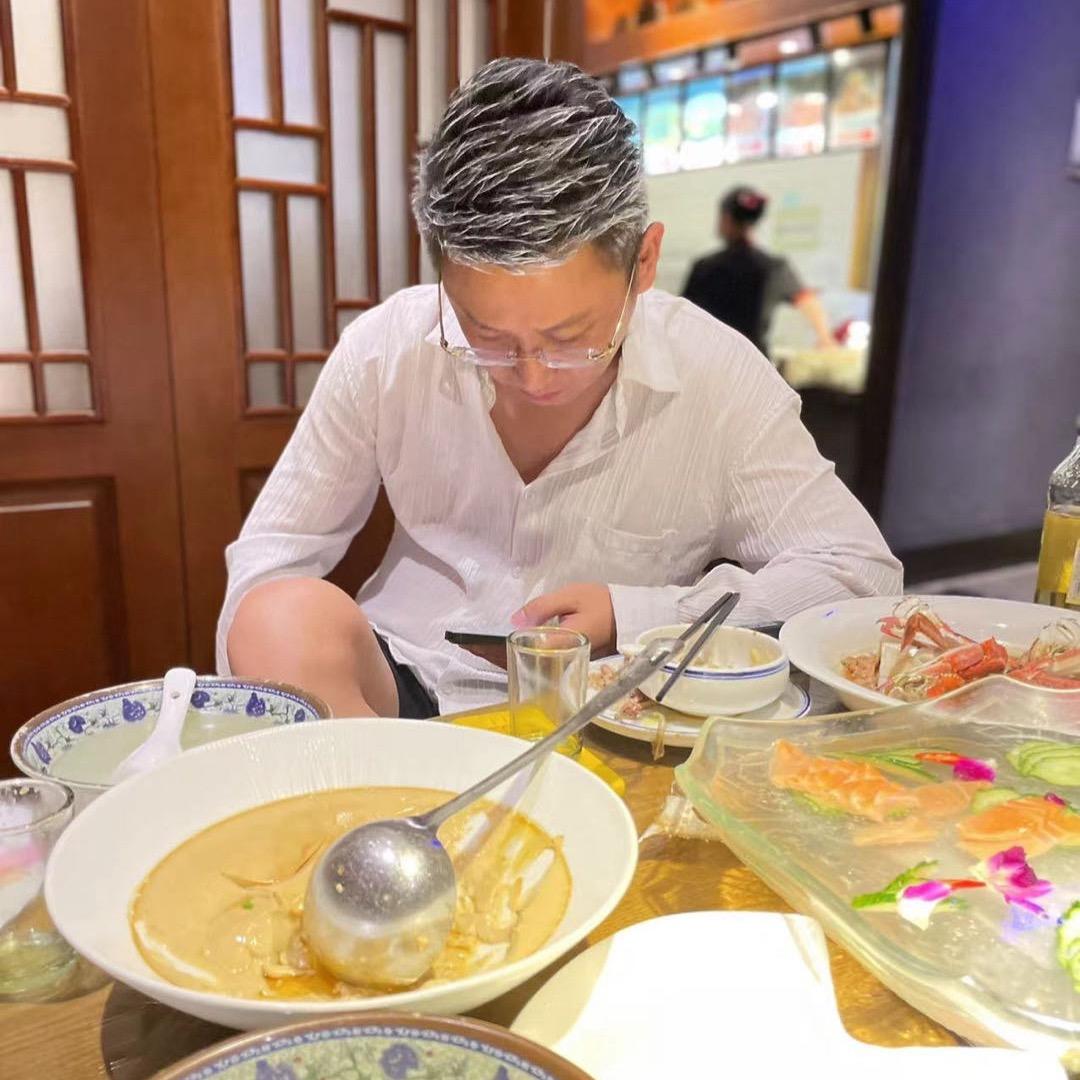 我不是酒神