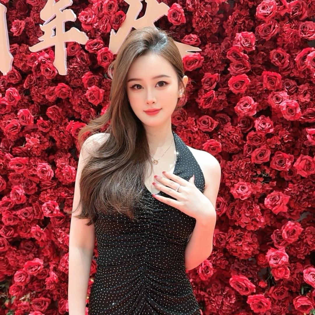 依一家11月3生日宠粉🎂依蜜蔻好物直降