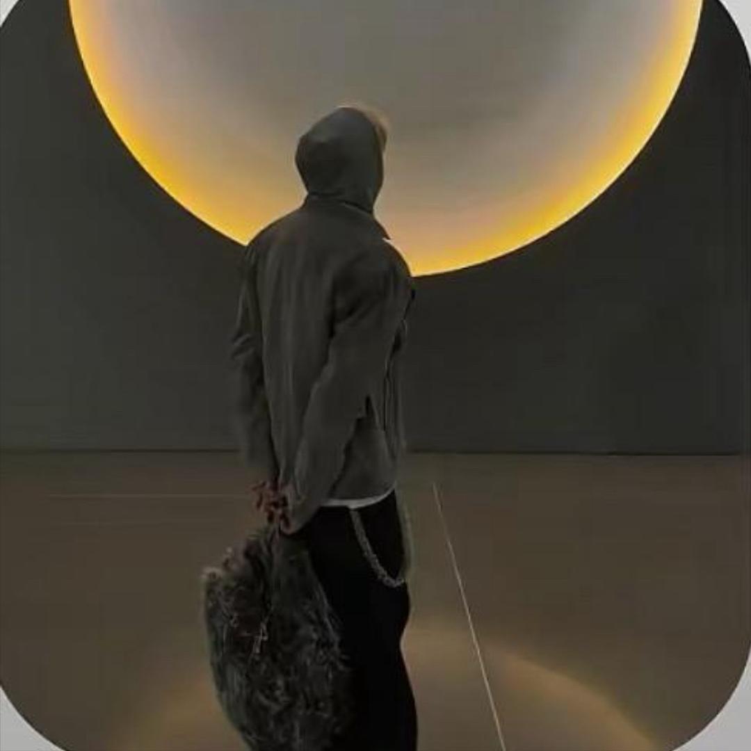 泽.