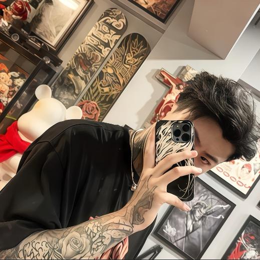 𝓛 𝓻𝓸𝓼𝓼 𝓩.🍻