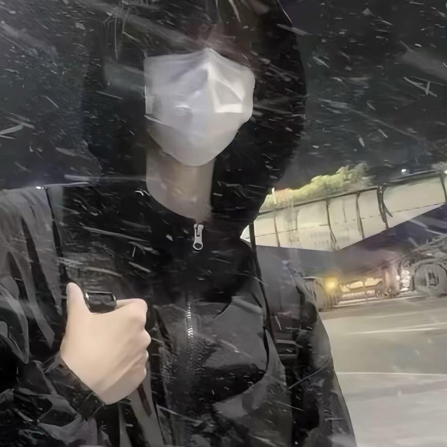 烫手的烤地瓜