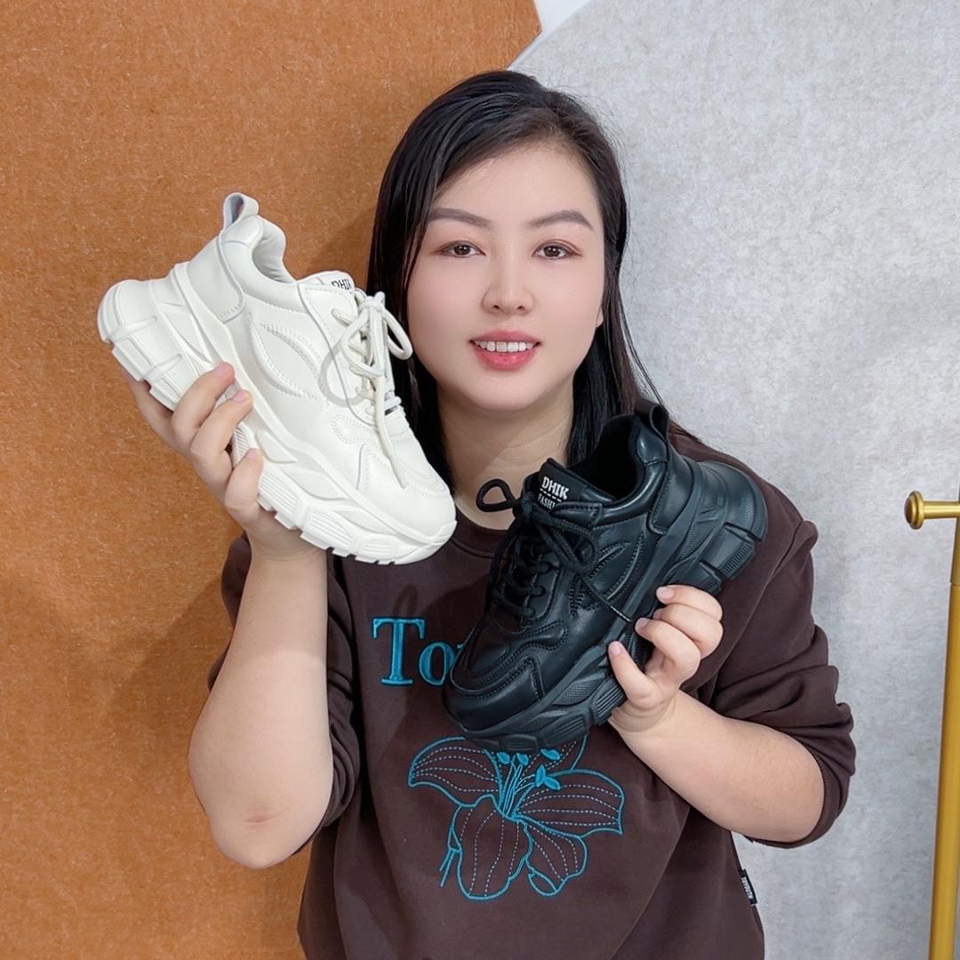 亦馨鞋类专营店小星