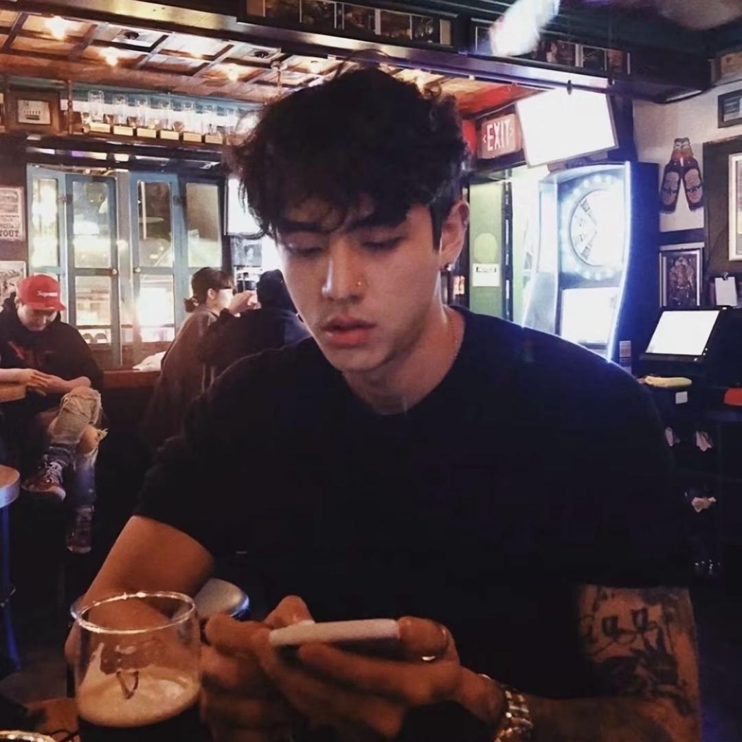 好想变成刘巴龙