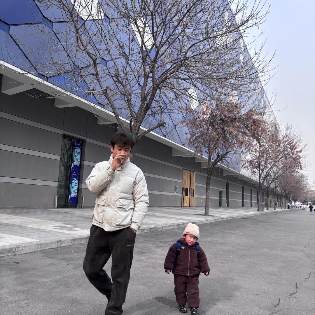 及时行乐，，