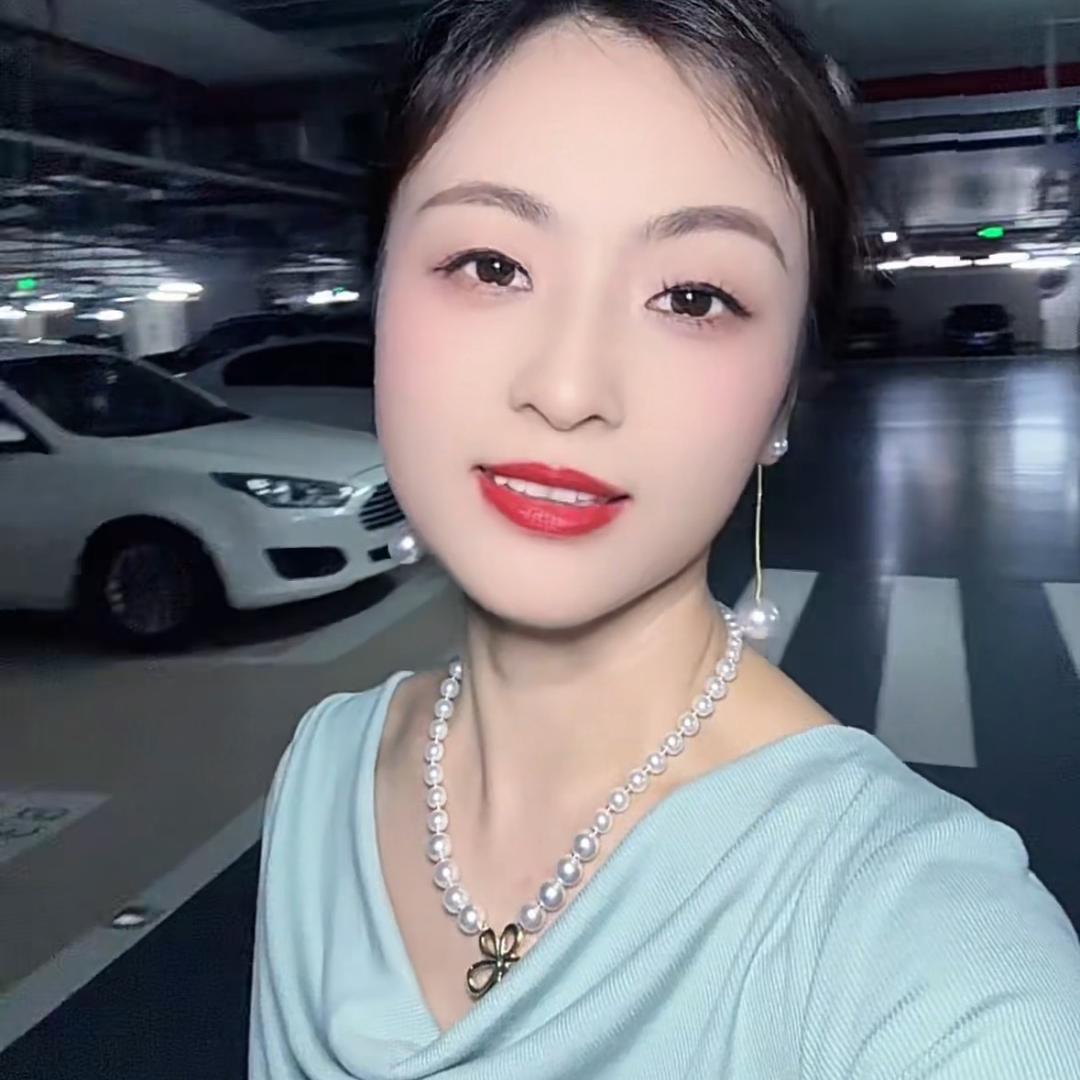 桃子服饰穿搭