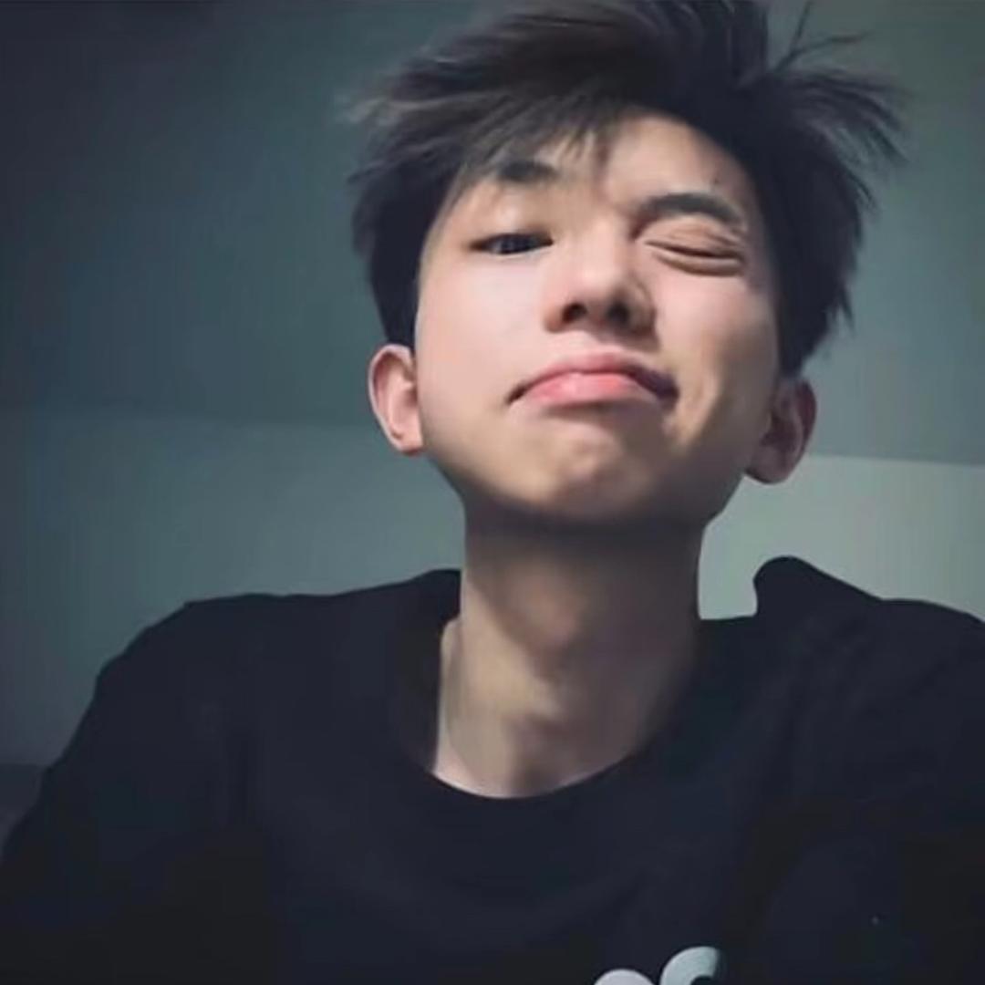 華”