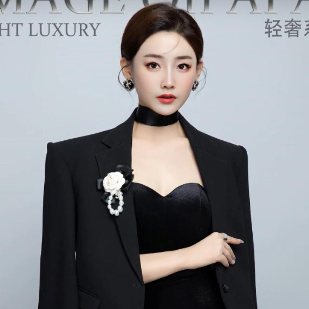 陈丽君