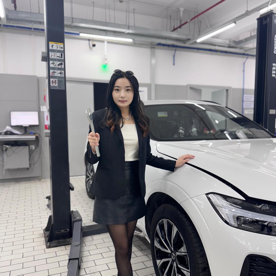 上海永达沃尔沃虹桥4S店