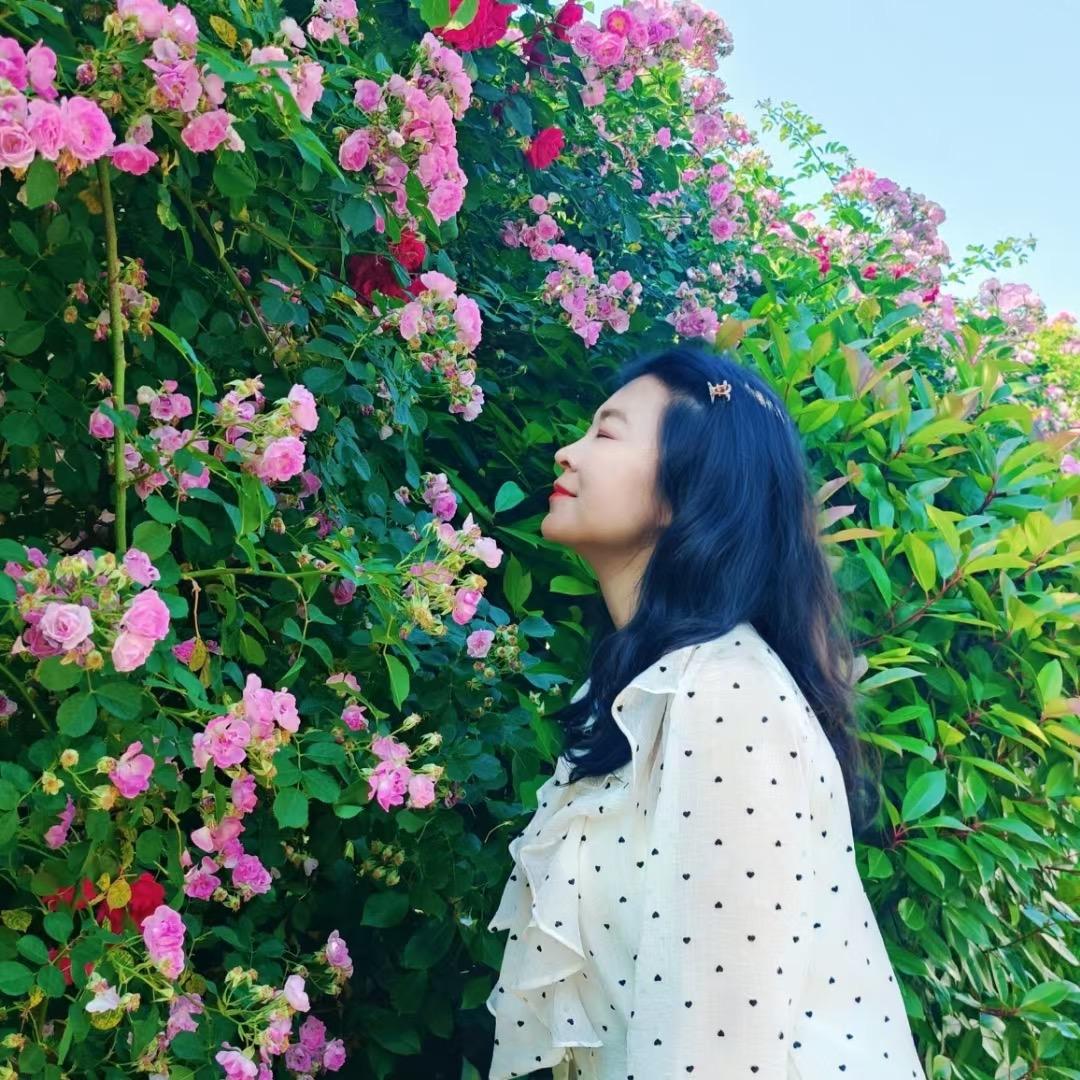 诗语的香甜花果园
