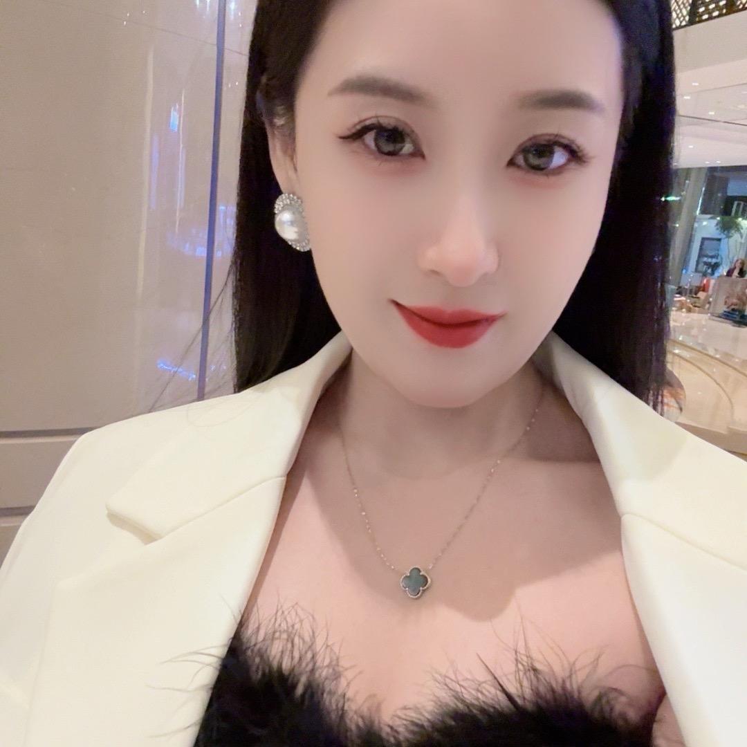 水蜜桃少妇💫
