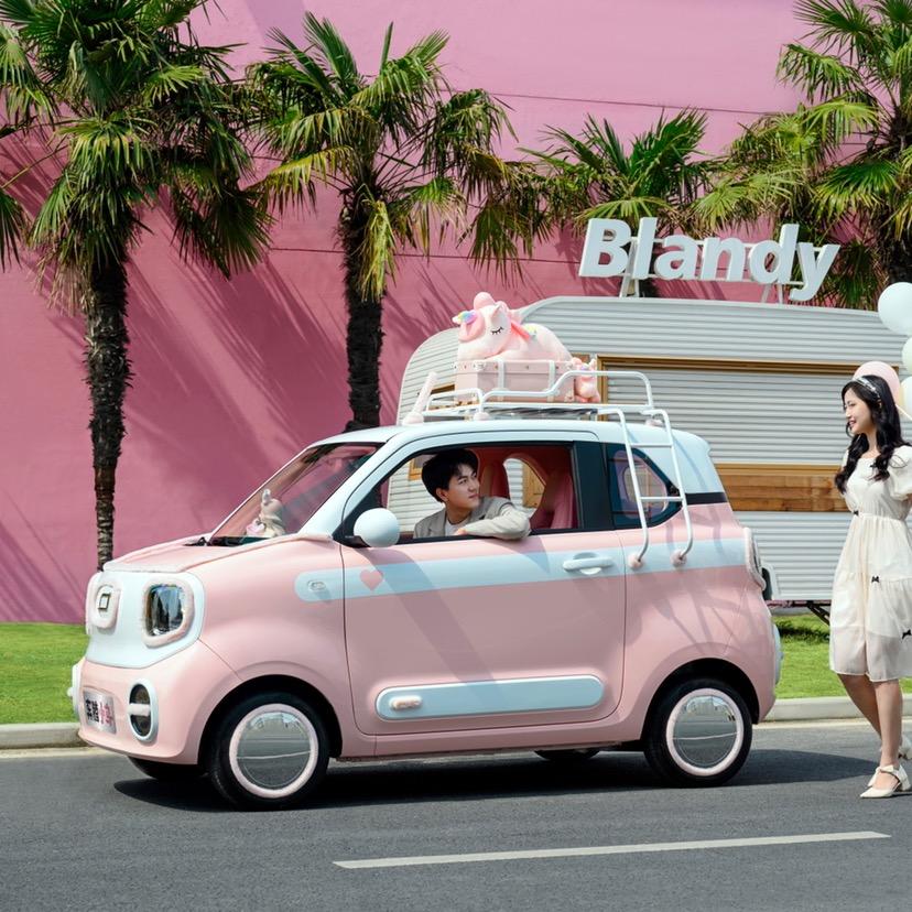 一汽奔腾小马台州红腾4S店