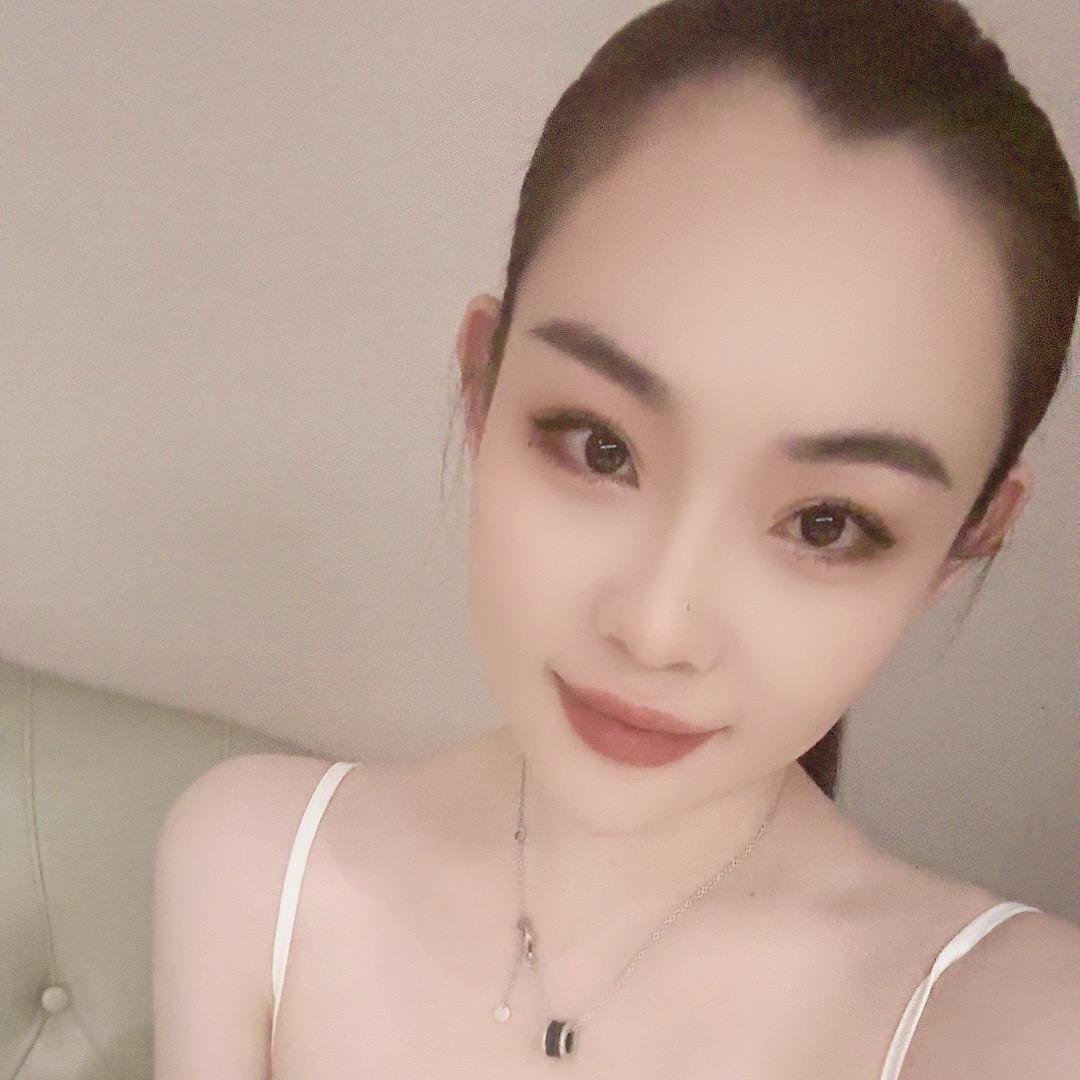 一杯冰拿铁