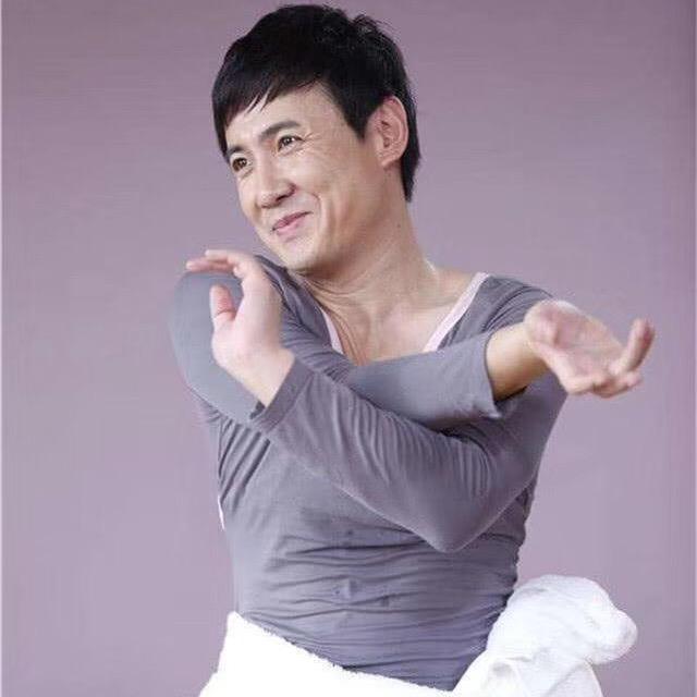 两只杨崽吖