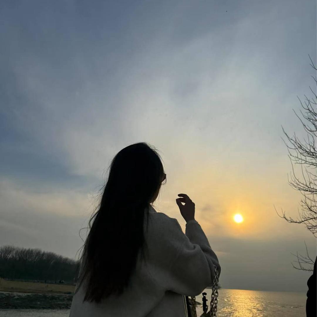 三月