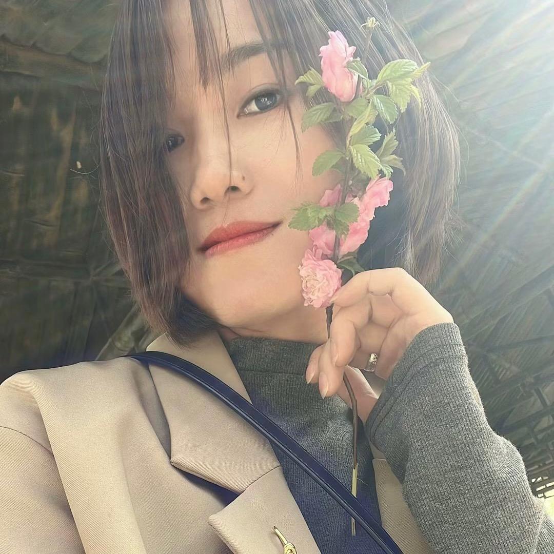 @静静吖