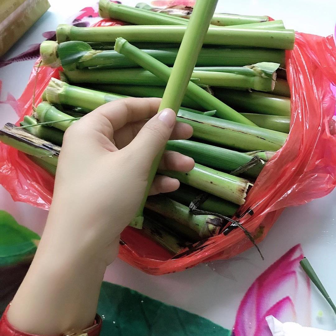妞