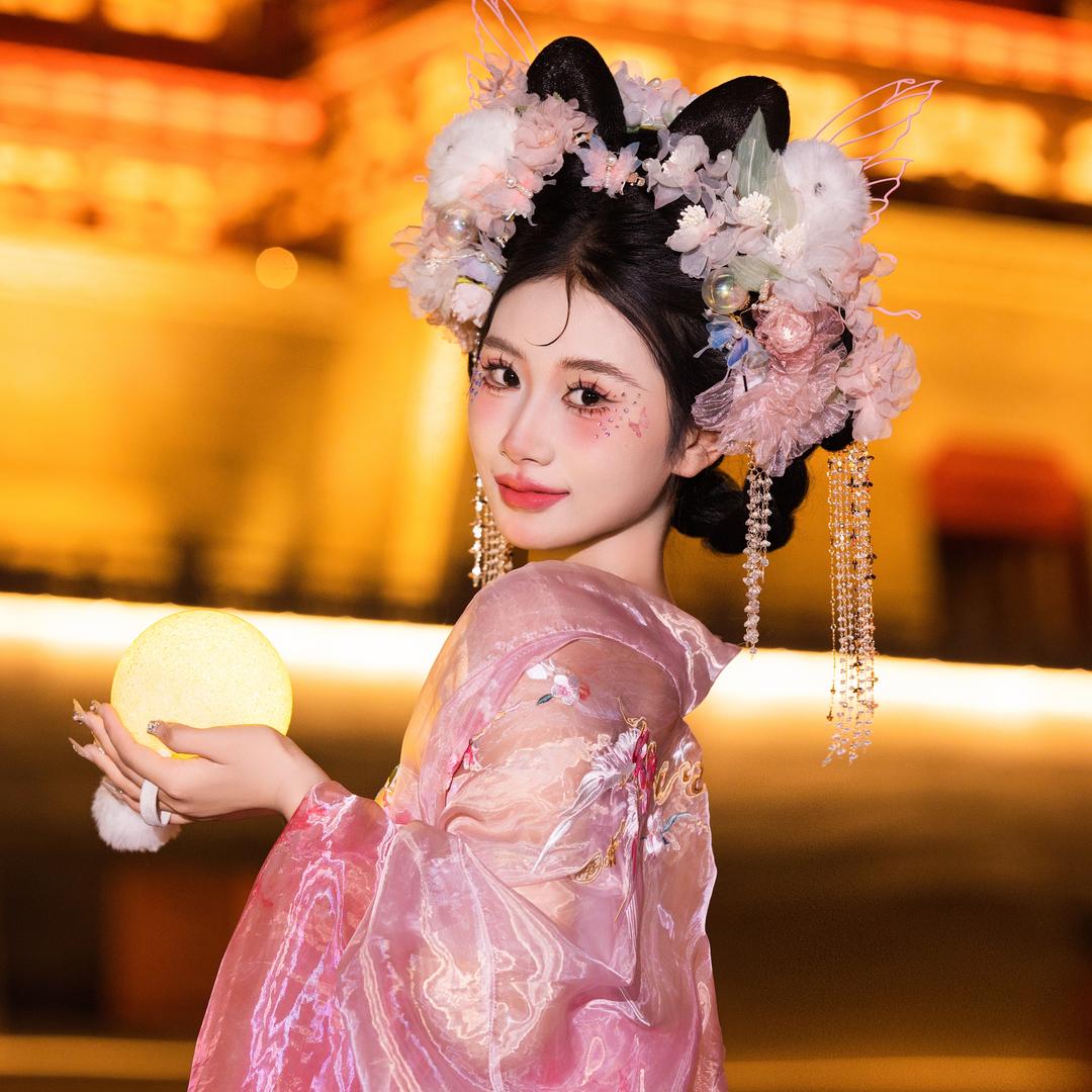 春华里汉服官方号（原梦华阁）
