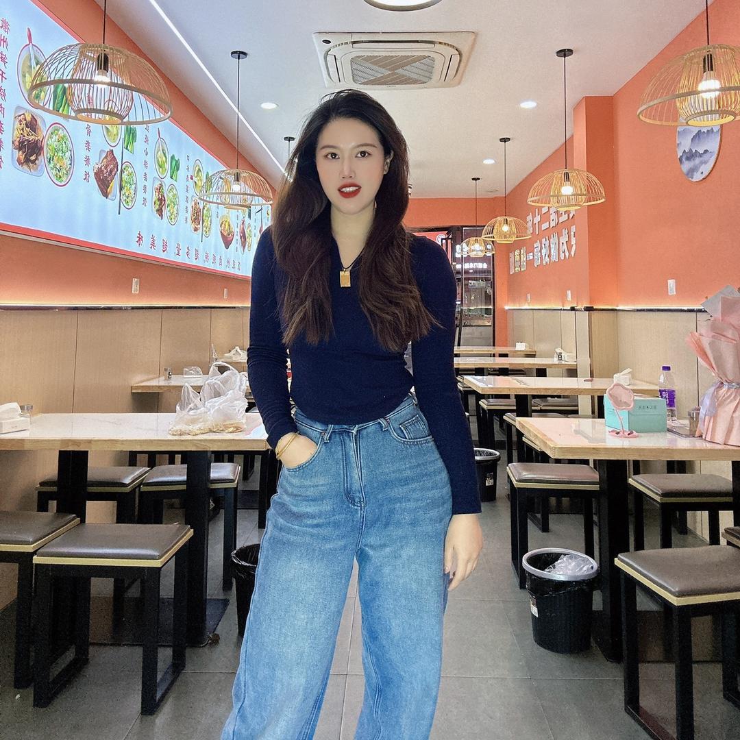 吾大嘴菜饭骨头汤官方号