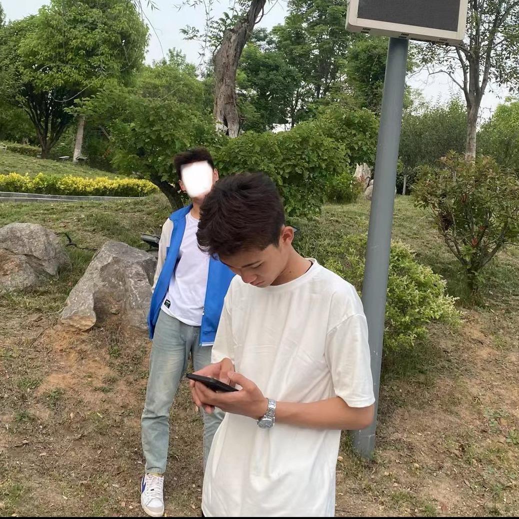 长得丑还爱拍抖音