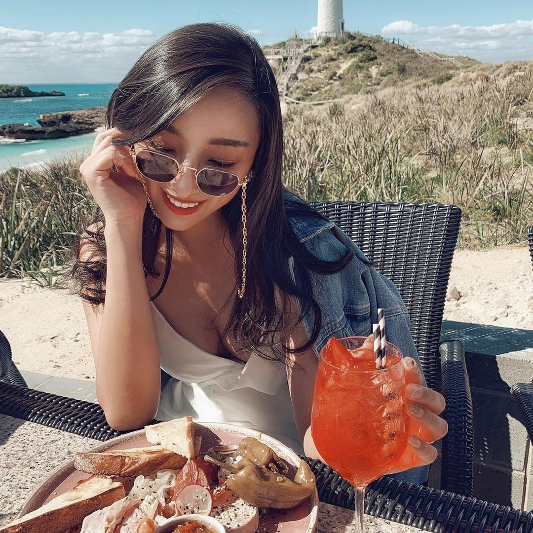 喵本Oli酱