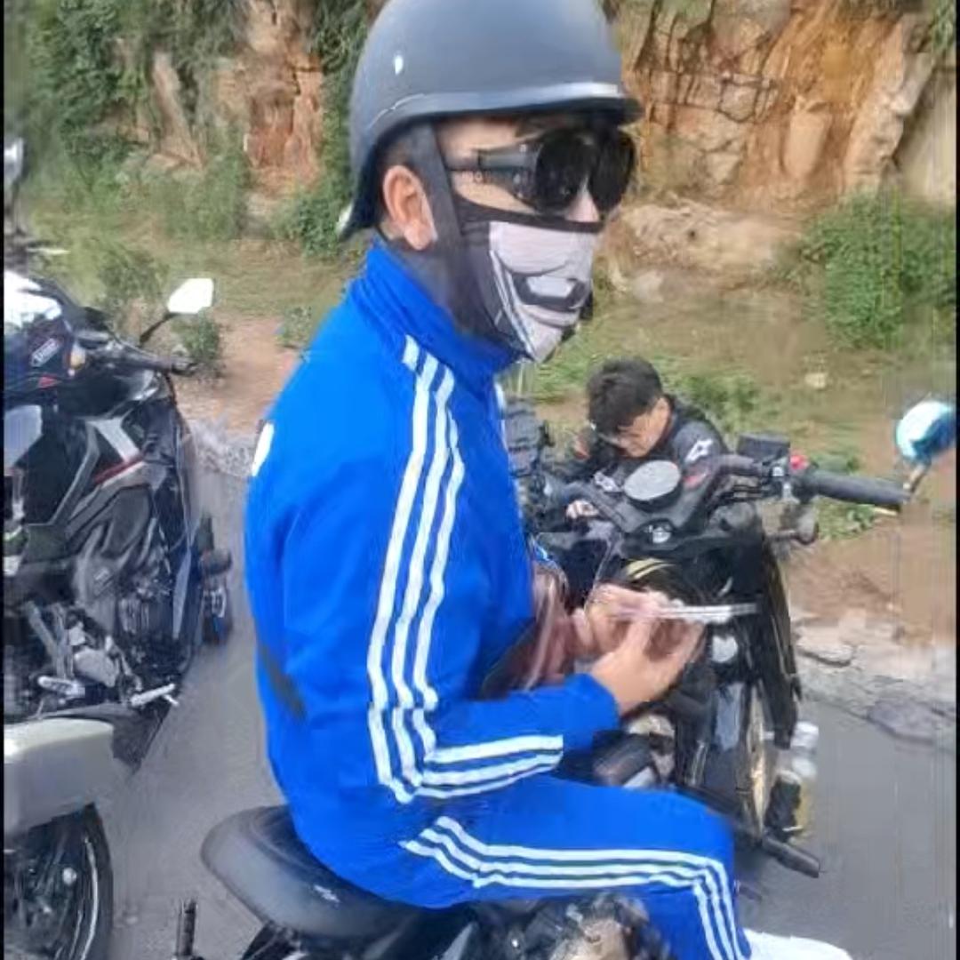 谁明浪子心.