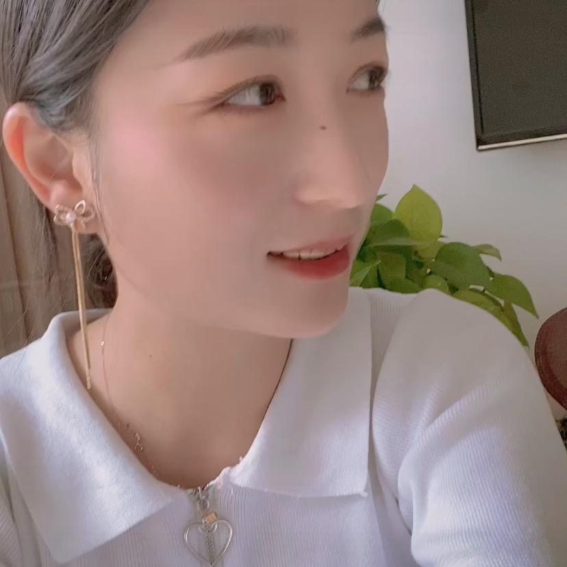 朱八厨菜馆老板娘