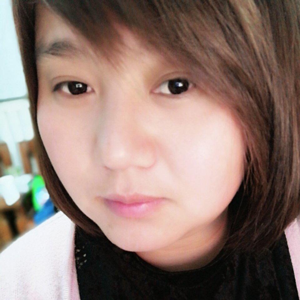 晶晶时尚精品服饰