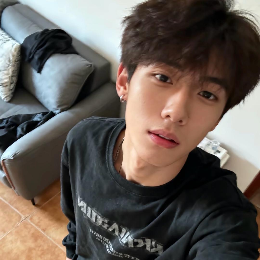 LYYyyy23