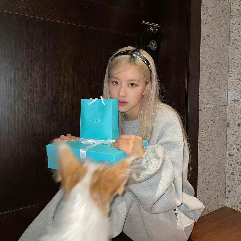 Rosiié_are_katie🐿️