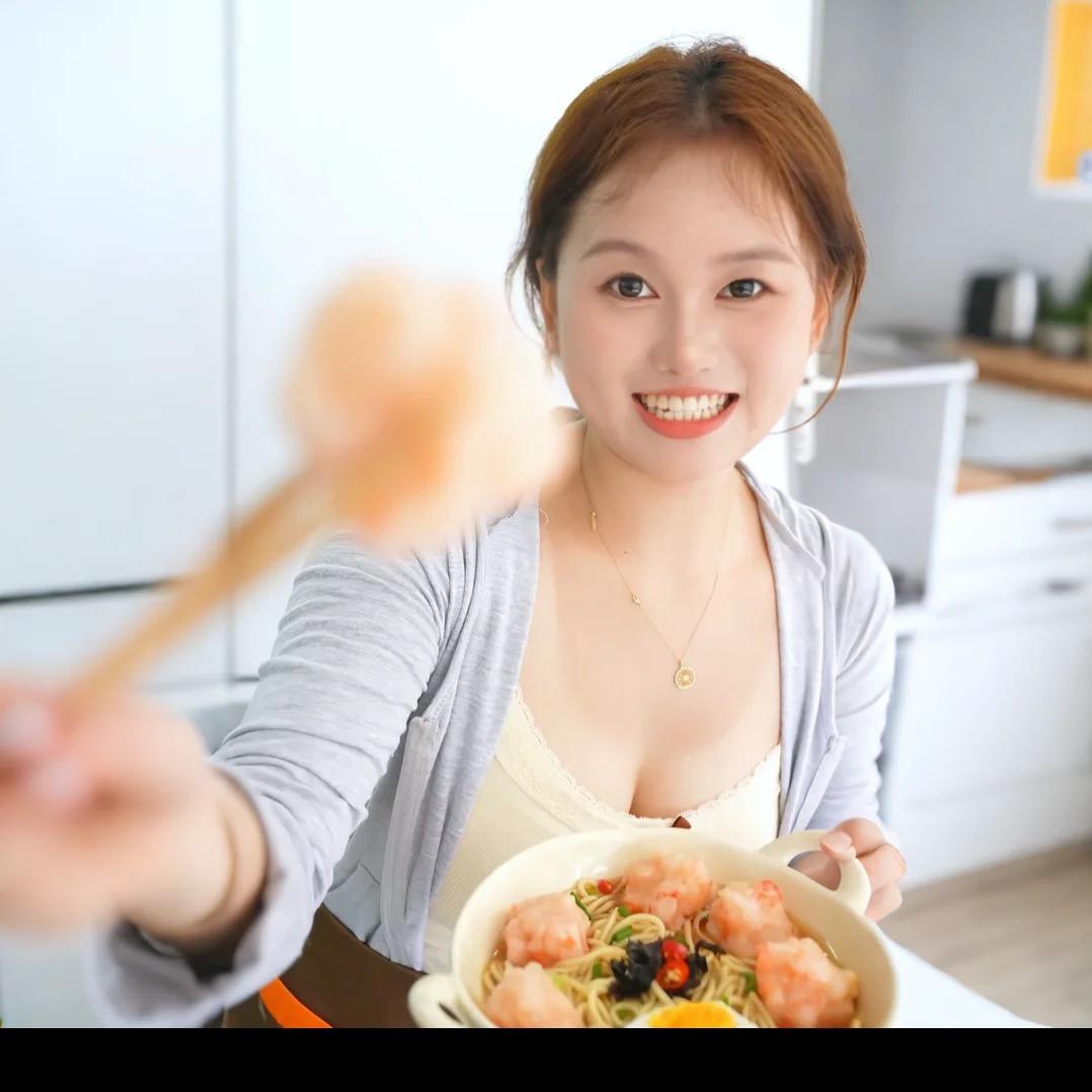 肌肉小厨娘💪（爱吃海拓虾滑）