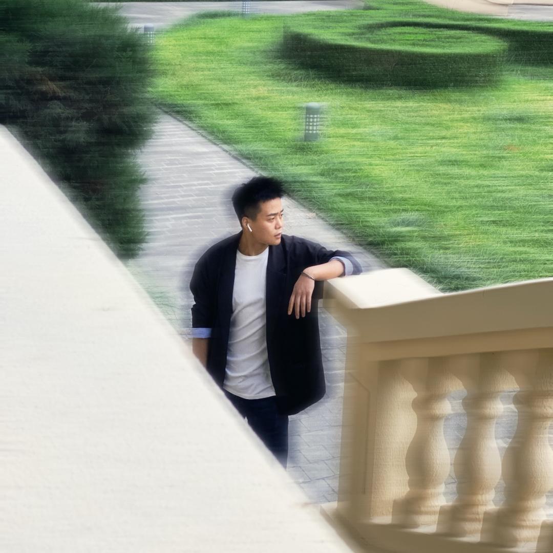 龍抬头男士理容馆