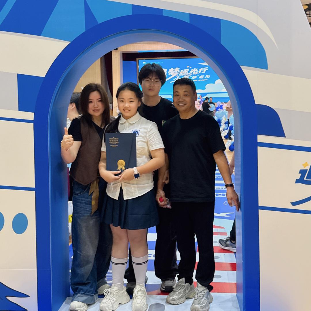 小张