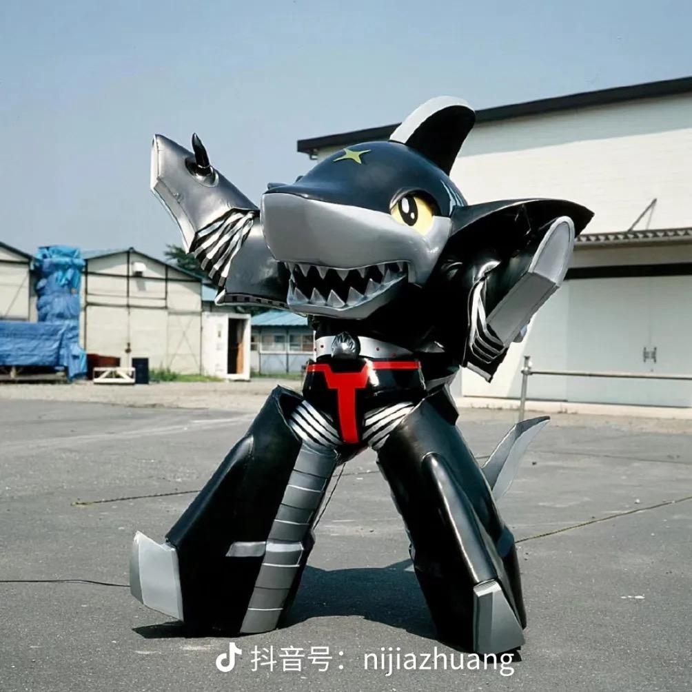 鲨鱼辣椒爱吃糖