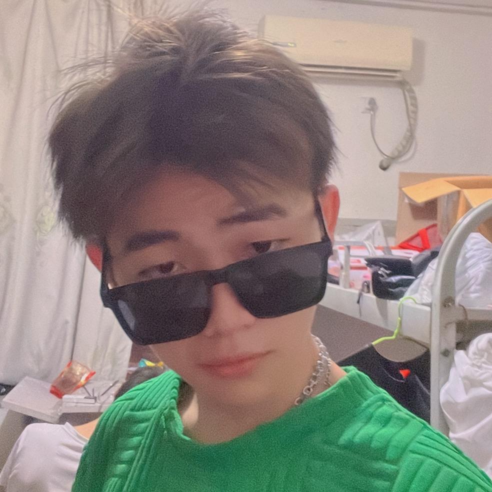 柒禾.小唐