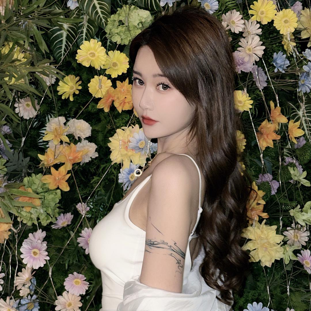 Rich girl