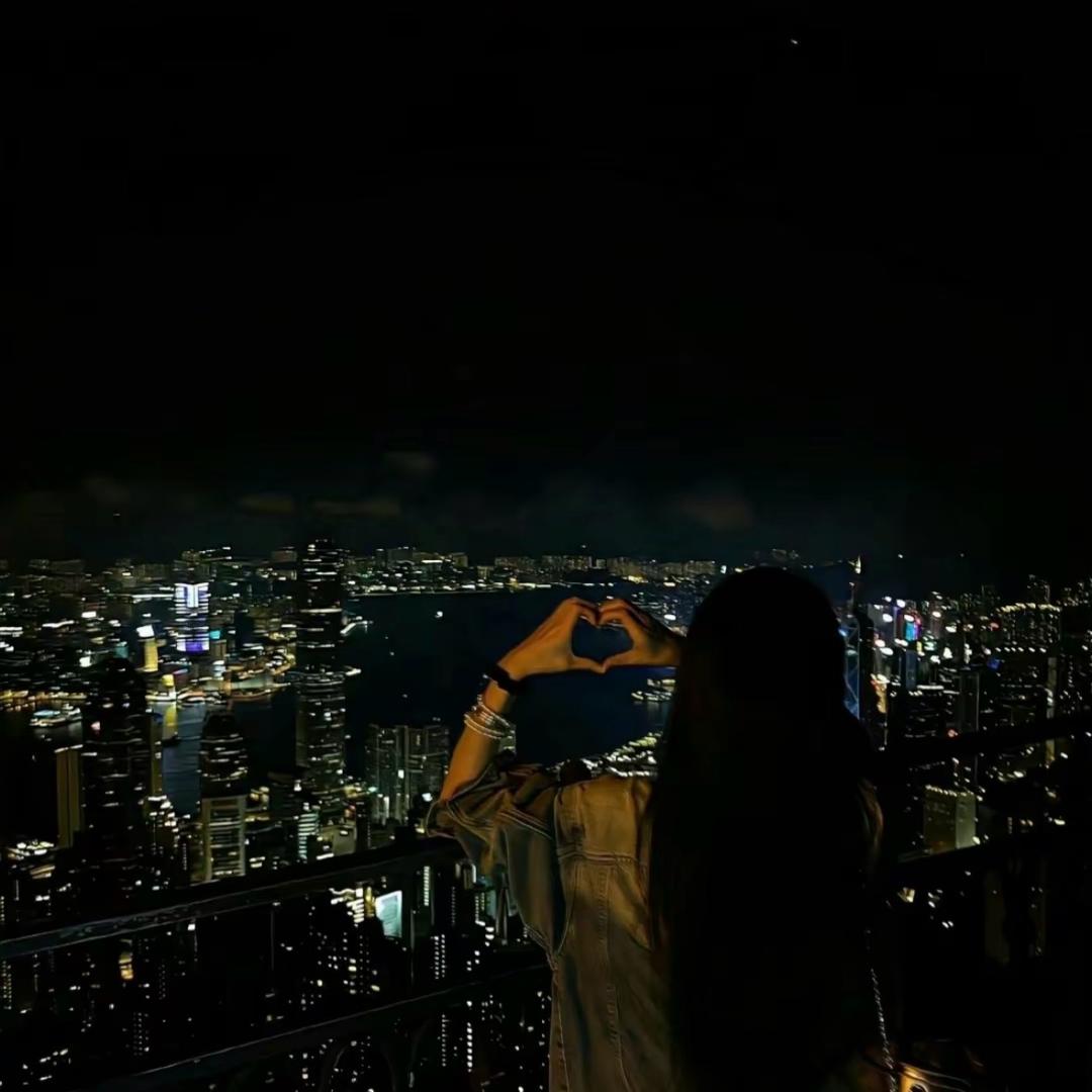 四·月 💋