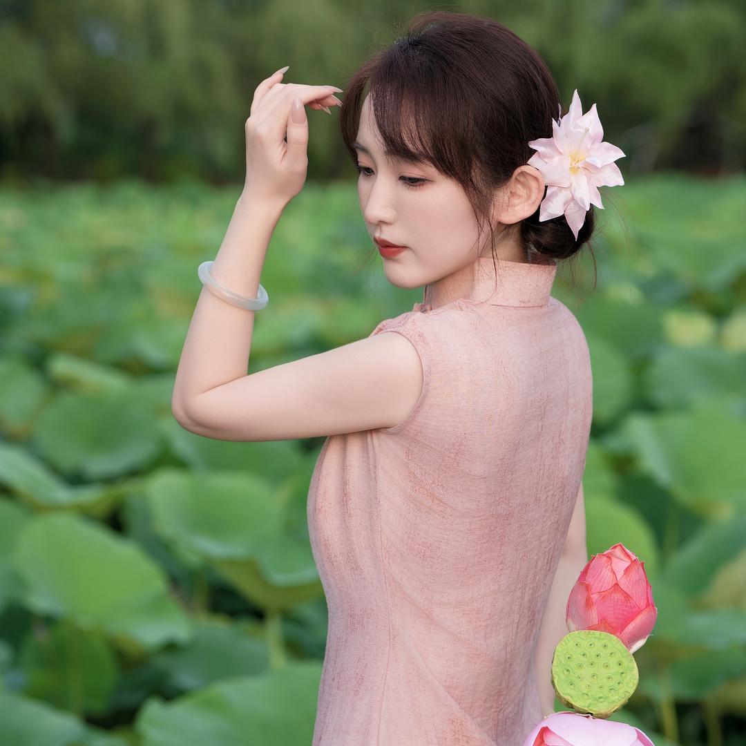 吱昂张-眉县女摄📷