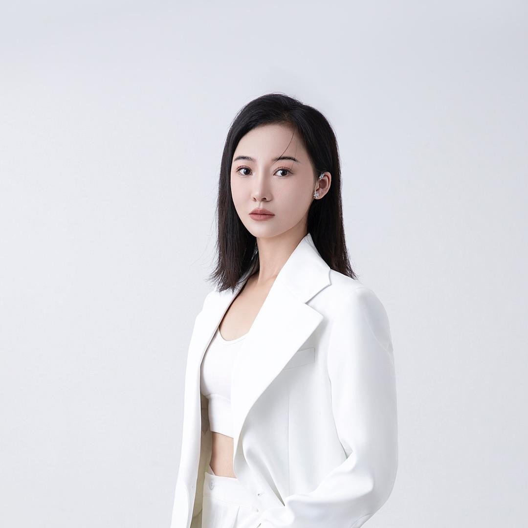 艾薇杨•伟丽 野生眉