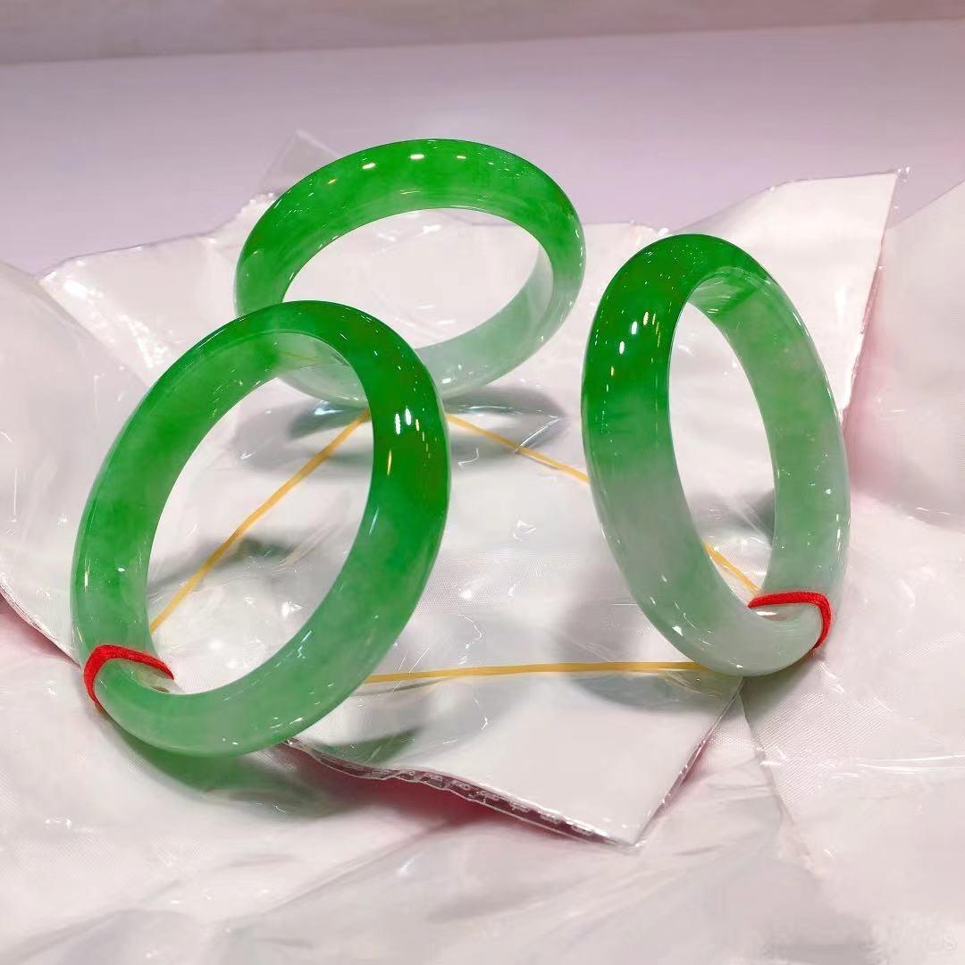 小悦翡翠