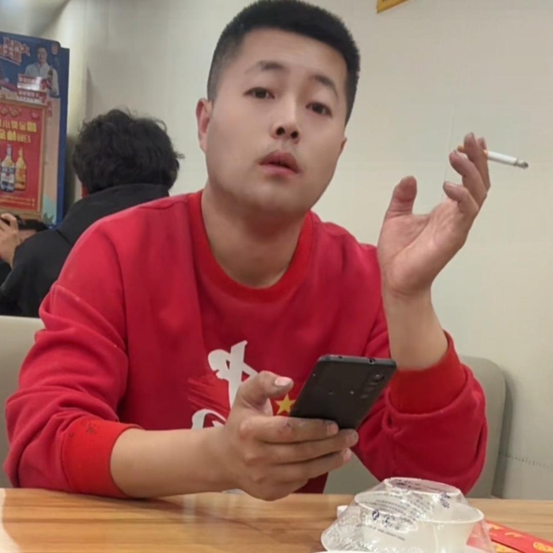 小苗专业钛镁合金门