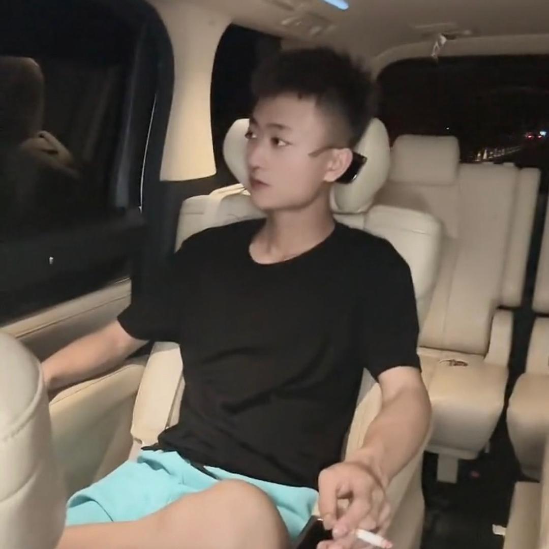 郭 彦 文  🥳