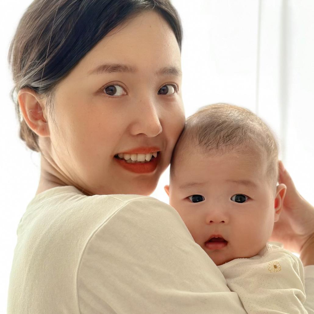 满妈有颗小虎牙