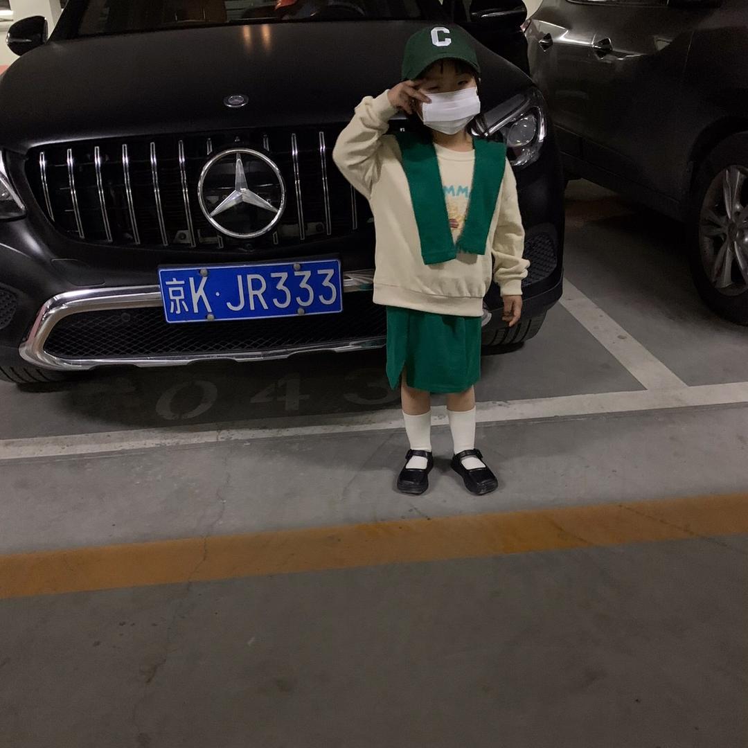 七浦路步行街烧烤大叔