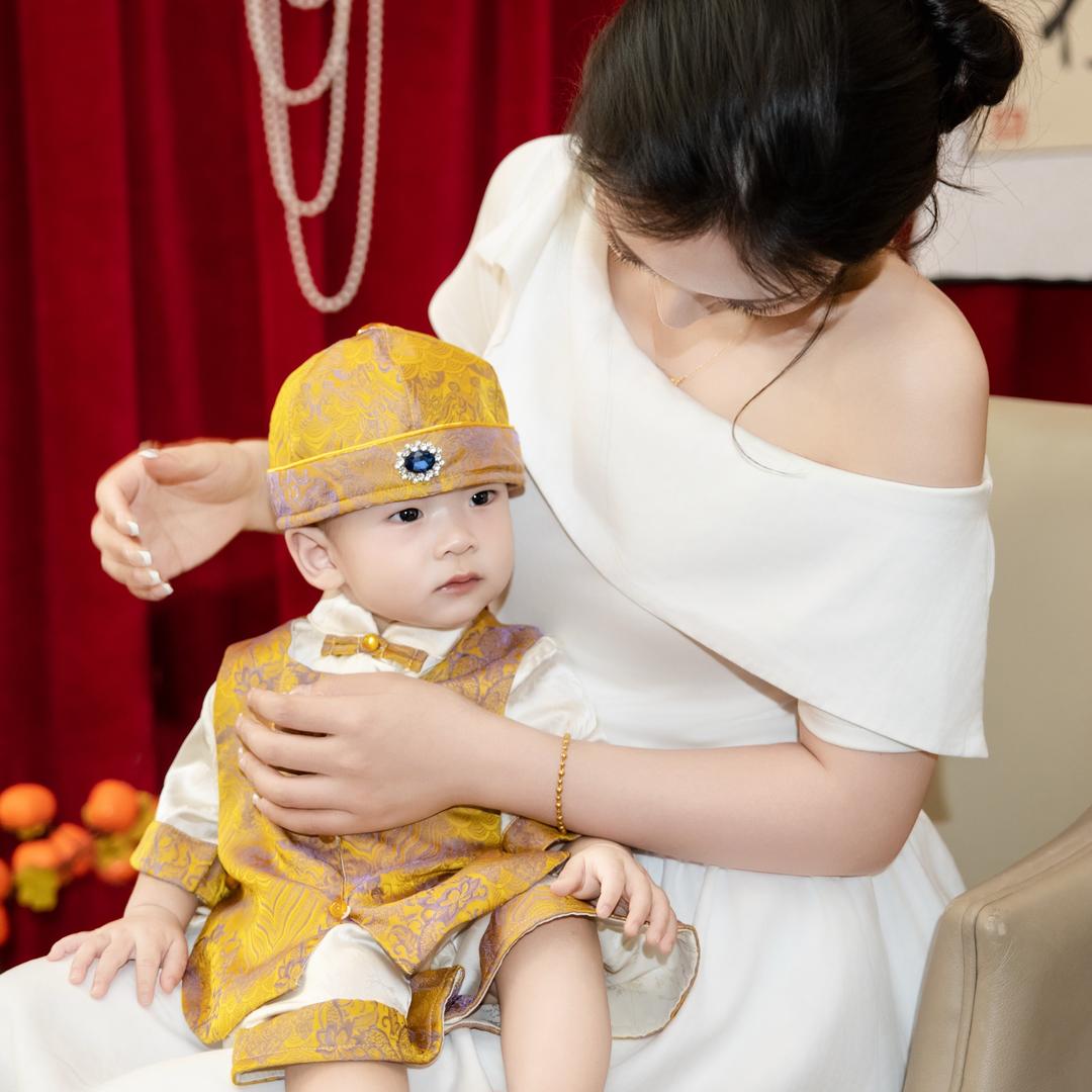 肉松小贝