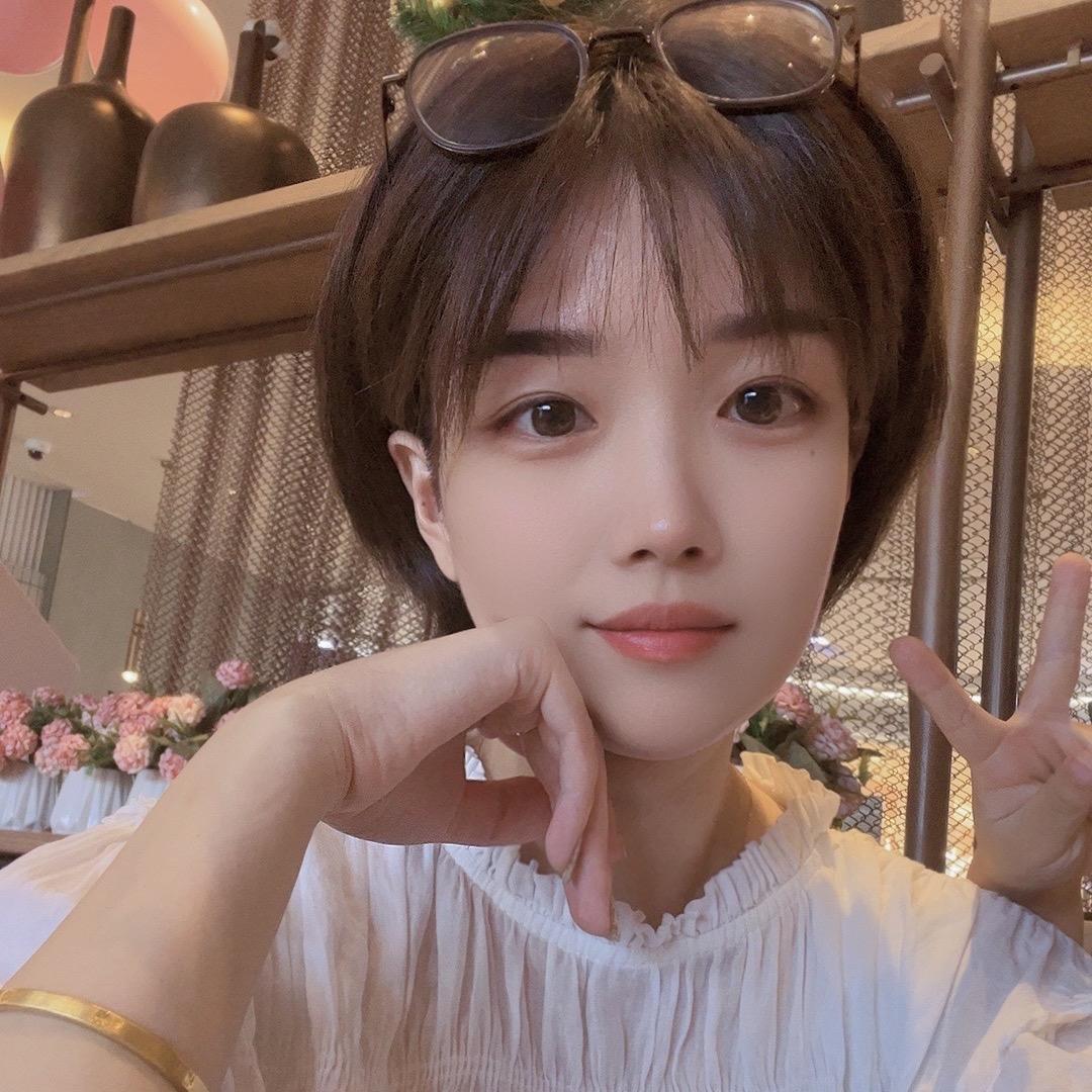 欧姿锦轻奢女装