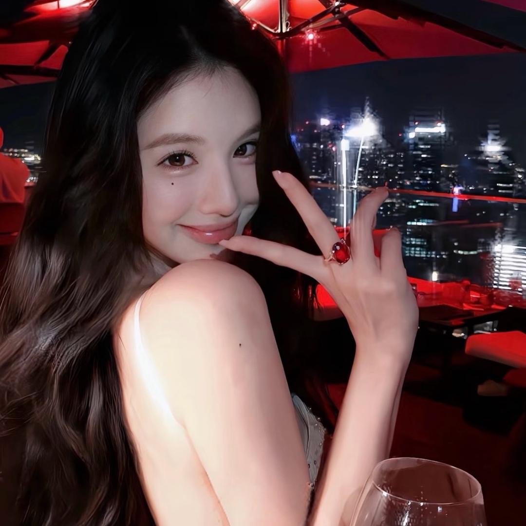 Yu7.